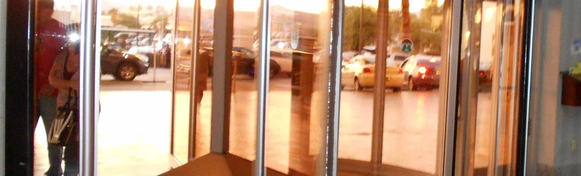 Storefront Glass Repair Cost in Pompano Beach, FL